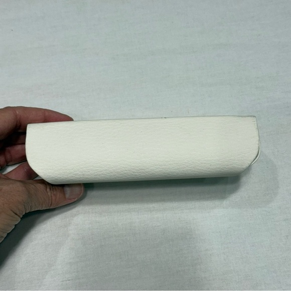 Michael Kors Cream Glasses Case - Picture 2 of 7